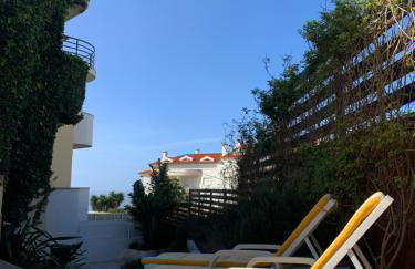 Sleep & Surf Ericeira - Portugal - Foto 10