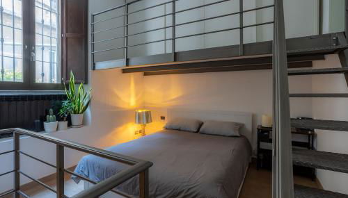 Life is Beautiful Design LOFT Navigli Romolo, SmartTV, WiFi, AC and street parking - Foto 3