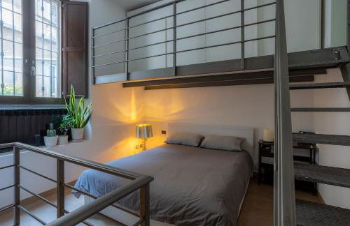 Life is Beautiful Design LOFT Navigli Romolo, SmartTV, WiFi, AC and street parking - Foto 3