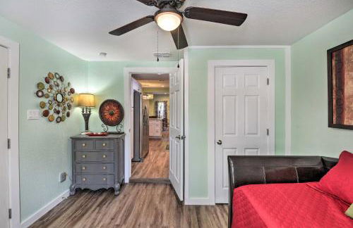 1 Mi to UTA Arlington Elm Cottage with Fenced Yard - Foto 24