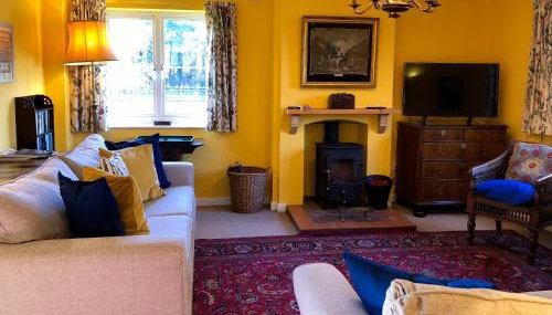 Orchard House - Photo 3