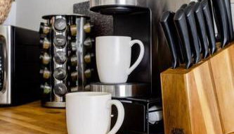 2BR Apt with BBQ & Parking Spring Fling Stay - Foto 2