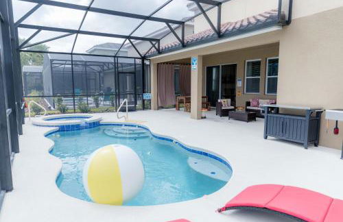 Marvelous Villa, South facing pool and hot tub, themed bedrooms near Disney - Foto 47