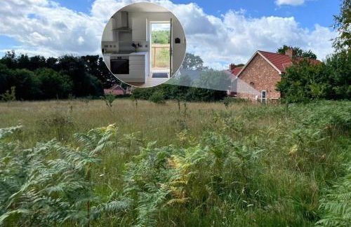 8 Iris Cottage 4-BR Coastal Home in Suffolk - Foto 1