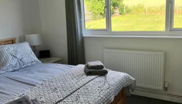 Cosy bungalow with views, walks, garden & parking. - Foto 4