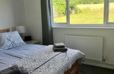 Cosy bungalow with views, walks, garden & parking. - Foto 4