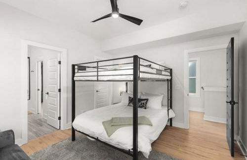 Huge Rooftop Patio at this Stunning Spacious House - Foto 26