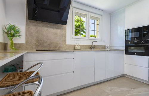 Las Gemas - Chalet adosado en urbanización cerrada - Foto 10