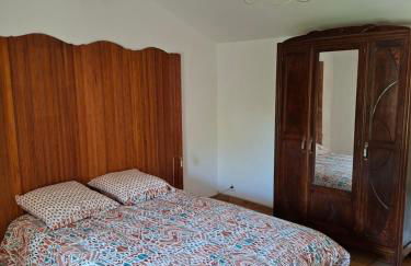 Cabanon provençal en pierre entouré de lavandes - Foto 12