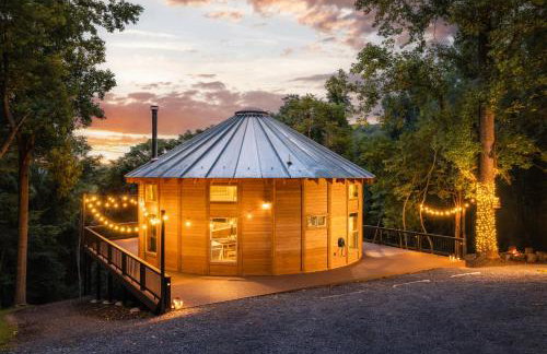 Shenandoah Yurt: Hot Tub~Wood Stove~WiFi~EVcharger - Foto 1