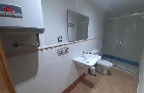 Habitaciones Peña Dorada - Photo 15