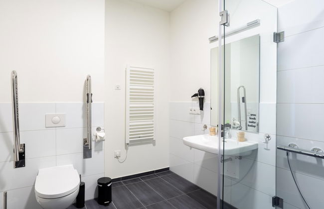 Limehome Mönchengladbach Fliethstraße - Foto 51