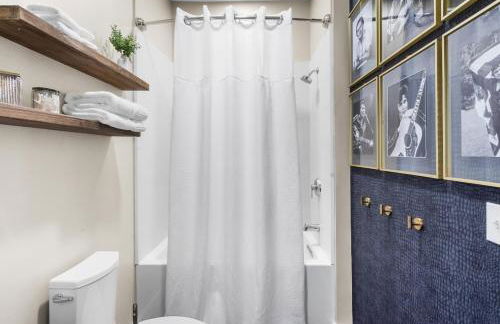 King Bed,Pet Friendly,Steps To Broadway,Park Free - Foto 13