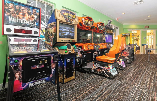 Mickey's Hide Away Screened-in Pool - Foto 35