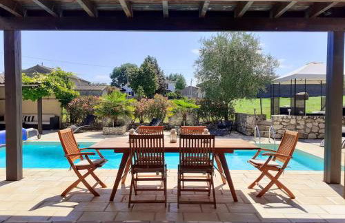 La Chapelle - Private Heated Pool, Village Centre - Foto 10