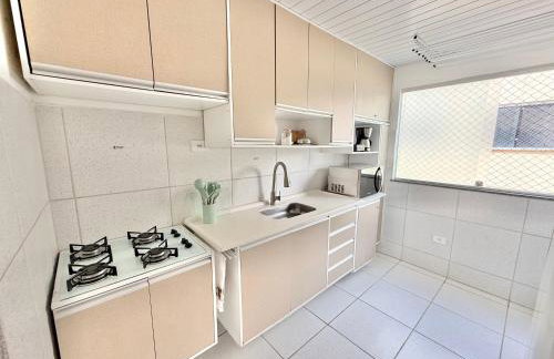 Apto Aconchegante Com Ar, Wi-Fi Garagem e Piscina - Foto 8