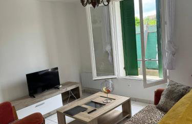 Ground-Floor Apartment With private Garden - Foto 1