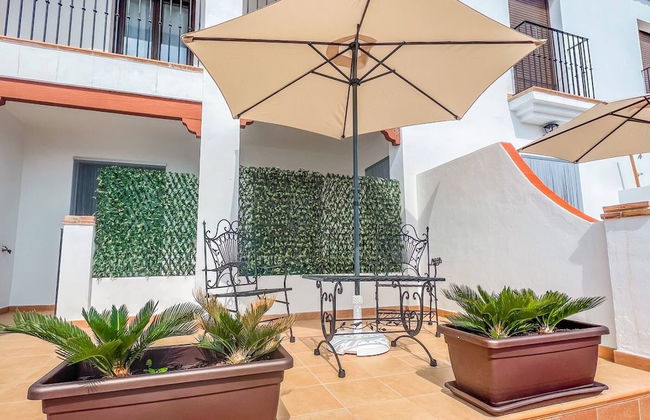 Modern Two Bedroom Apartment With Pool - Foto 25