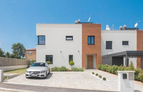 Nice Apartment In Radmani - Photo 3