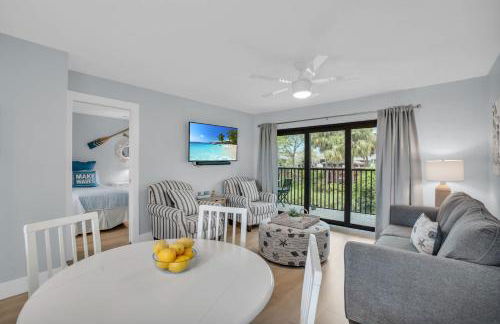 Deluxe Condo - Amazing Views - Photo 16