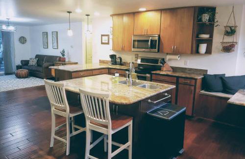 Secluded Oasis Peak Views AF Academy Heart of City - Foto 3