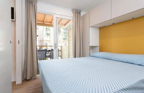 Cozy 2 bedroom Cabin sleeps 5 in Lido di Spina, Italy - Perfect Family Retreat - Foto 4