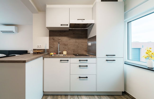 Cosy Apartment Near Center - Photo 5