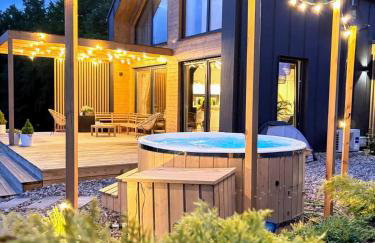 Stodoła Rzym - domek, jacuzzi, sauna, jezioro, las - Foto 1