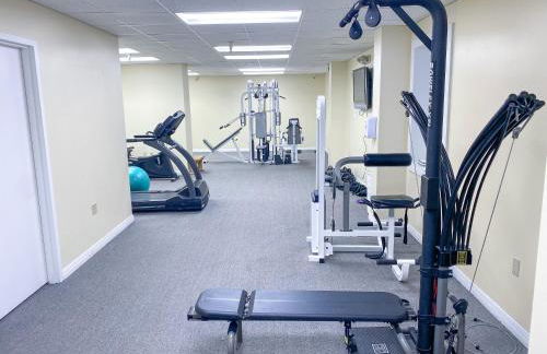 Ski-In Ski-out Luxury Condo with Hot Tub and pools - Foto 25