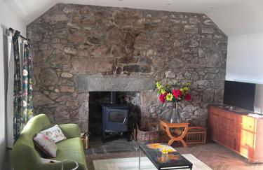 Calsie Cottage, Clatt - Photo 2