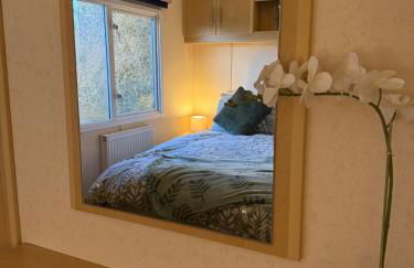 Captivating 2-bed Static Caravan in Holyhead - Foto 34