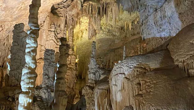 Excursión a Biblos, Gruta de Jeita y Harissa - Foto 2, JEITA GROTTO STALACTITES AND STALAGMITES
