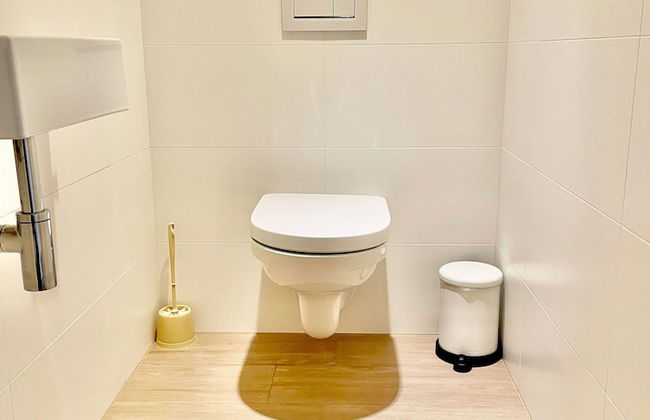 Modern 2BR 1.5 BA Near Diamond District by Oneluxstay - Foto 29