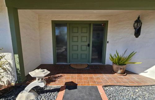 La Jolla Gem with Ocean View - 11 Beds, Hot Tub, Karaoke & Game Den - Foto 8