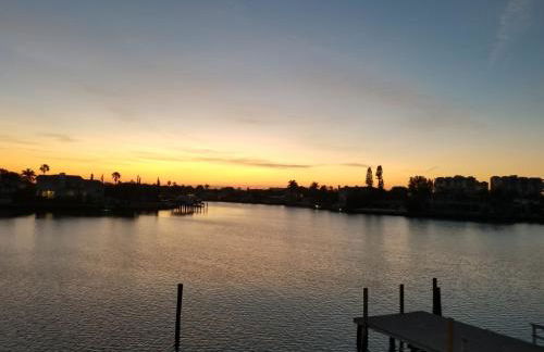 Provident Oceana Beachfront Suites - Foto 9