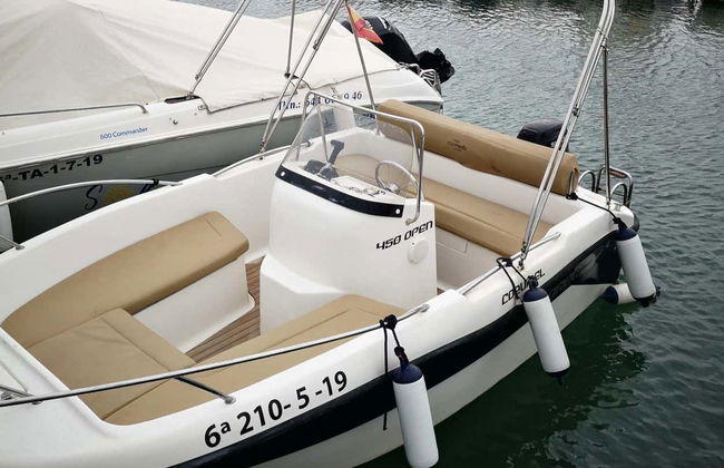 Private Boat Charter Without License in Benalmádena - Photo 4