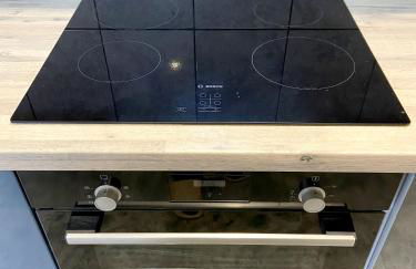 Apartment with a Private Garden and Modern kitchen - Foto 13