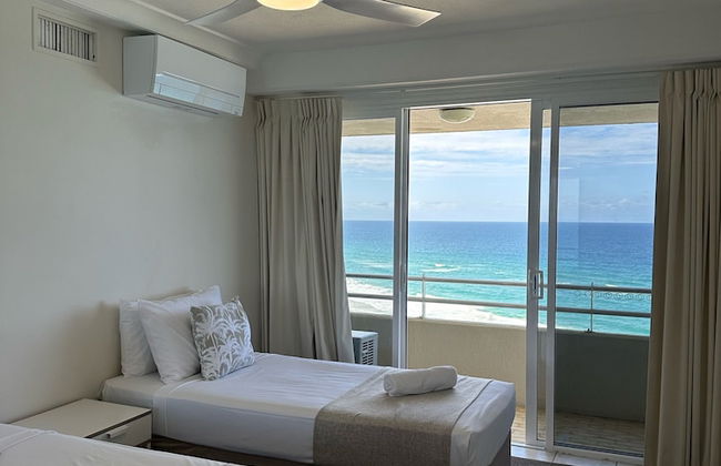 Zenith Ocean Front Apartments - Photo 13