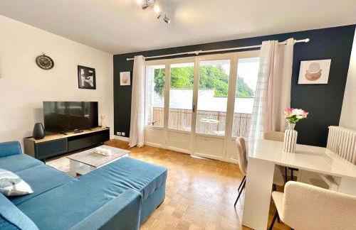 Large 3 bedroom parking and fiber - Foto 1