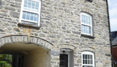 8 Willow Street - Photo 3