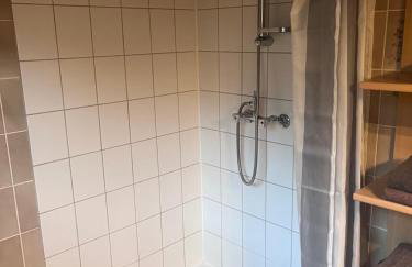 Franziska's Ferienwohnung - Die Unterkunft in ruhiger Lage direkt am Wald - Foto 4