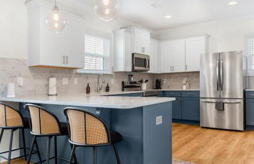 Family-Friendly 4BR with Fenced Yard & Parking - Foto 22