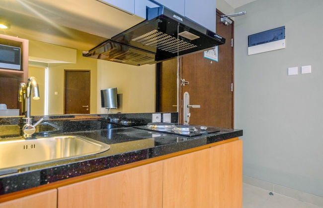 Luxury 1BR Apartment with Golf View at Mustika Golf Residence - Photo 8