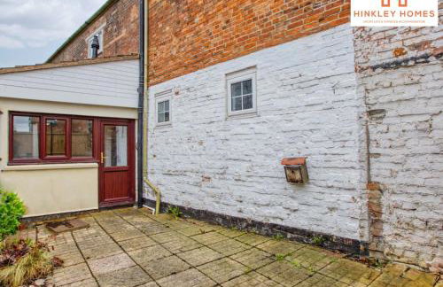 Centrally Tucked Away Private 4bed - Free parking! By Hinkley Homes Short Lets & Serviced Accommodation - Foto 34