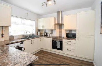 Traditional meets Modern, steps to local shops - Foto 6