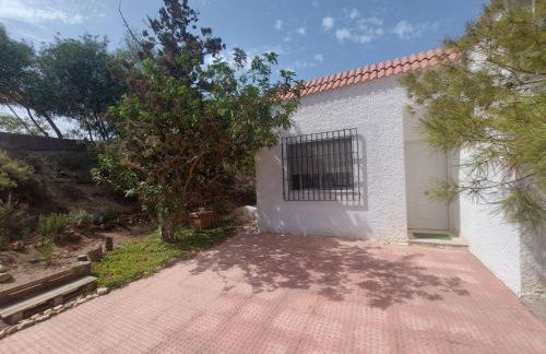 Casa rural Alborania con jardín, aparcamiento, tranquilo, entre el mar y el desierto - Foto 3