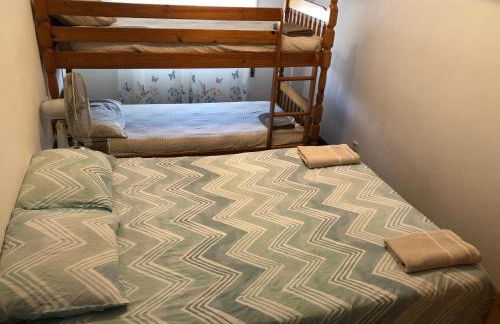 Entire 3 bed rooms Apartment with Private wc ! - Foto 12