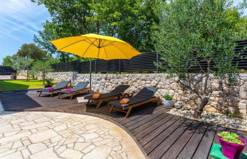 Lovely Home In Lakmartin - Photo 12