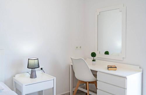 Azure Seaside Apts - Photo 22