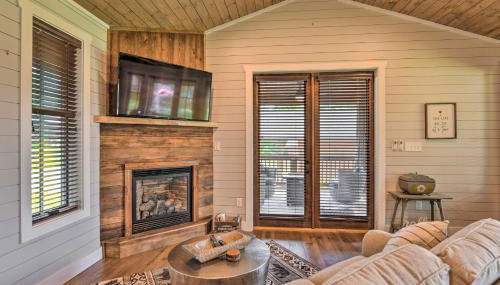 Hike, Ski and More! Pet-Friendly Home in Glenville - Foto 4